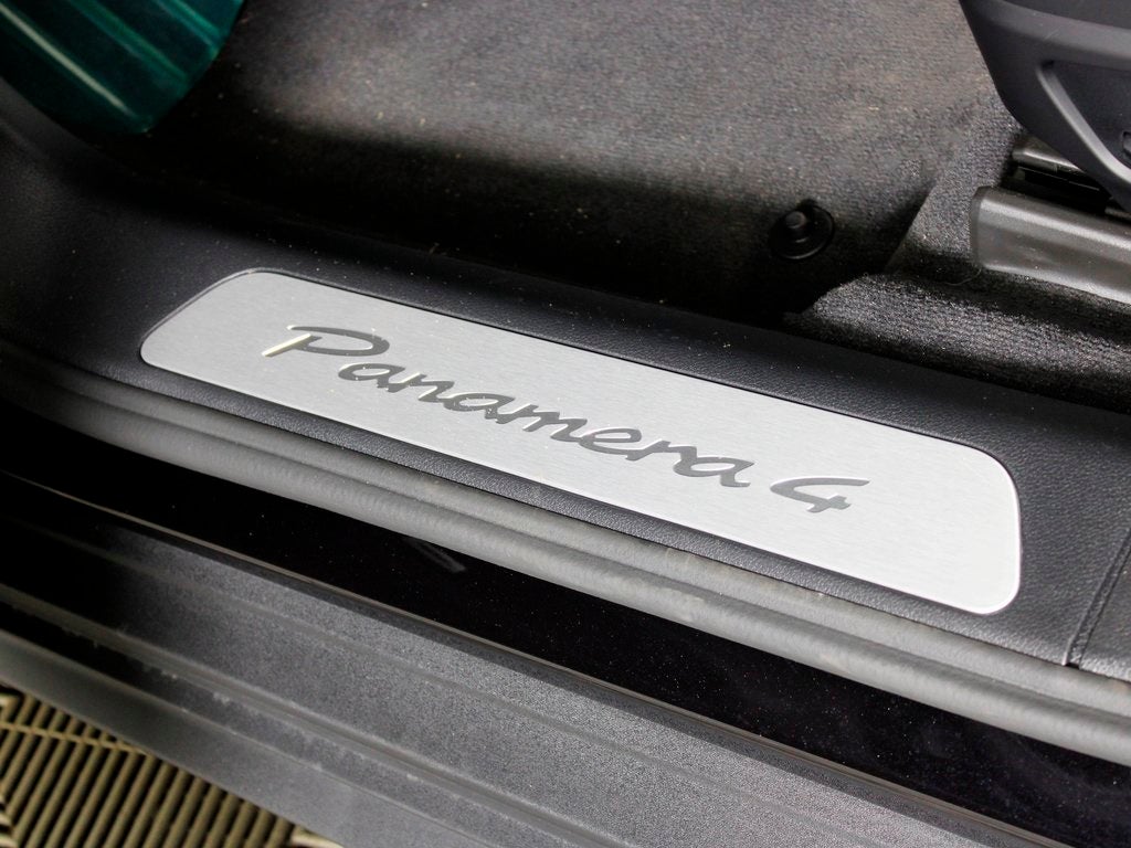 2026 Porsche Panamera E-Hybrid 4