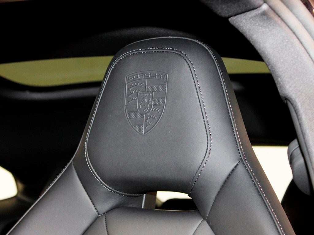 2026 Porsche Panamera E-Hybrid 4