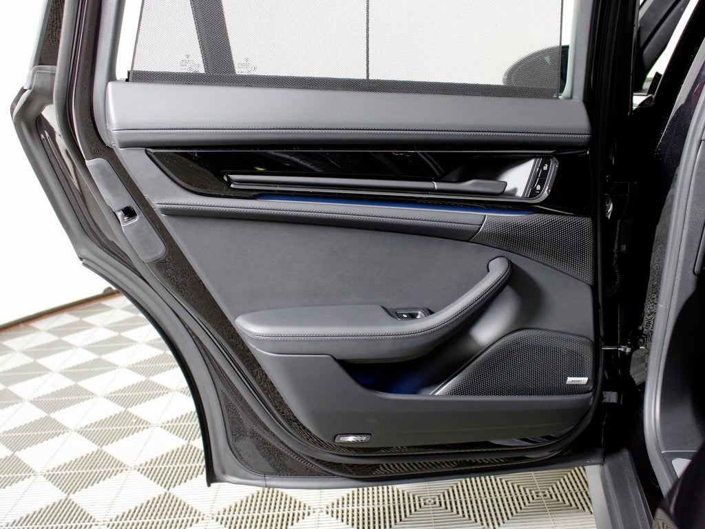 2026 Porsche Panamera E-Hybrid 4