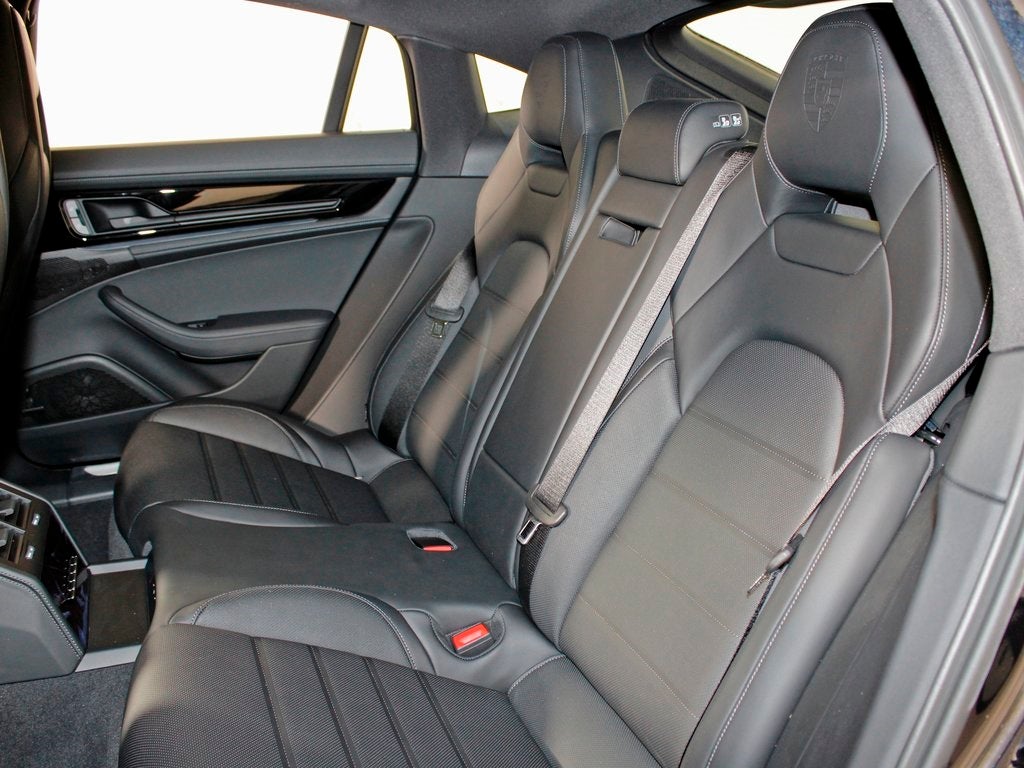 2026 Porsche Panamera E-Hybrid 4