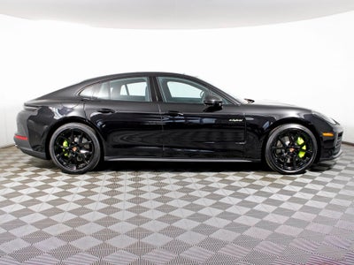 2026 Porsche Panamera E-Hybrid 4