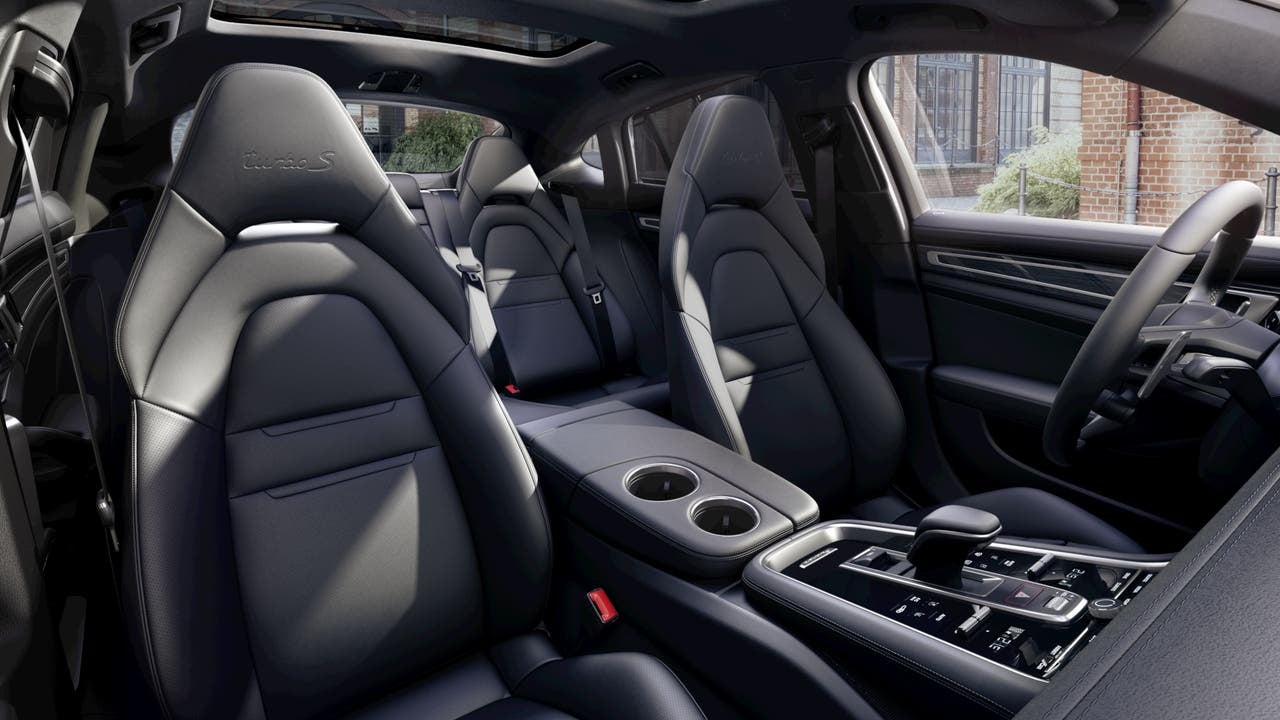 2023 Porsche Panamera Turbo S