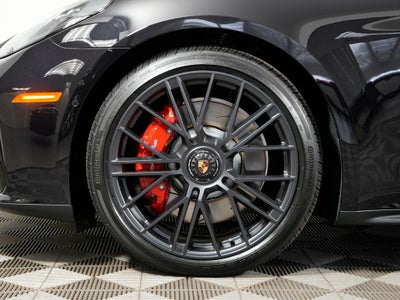 2026 Porsche Panamera GTS
