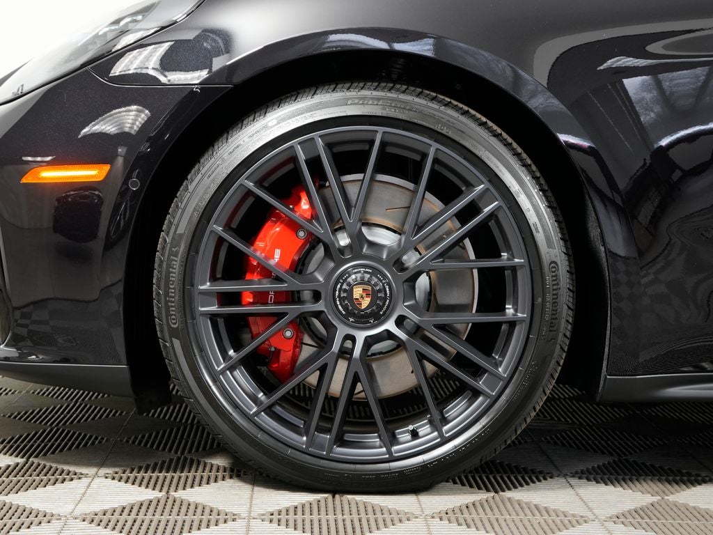 2026 Porsche Panamera GTS