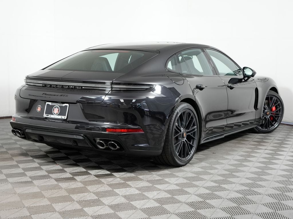 2026 Porsche Panamera GTS