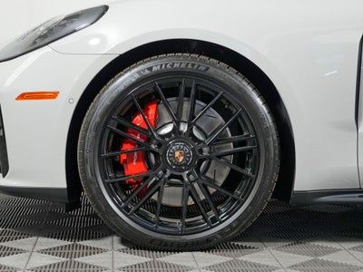 2026 Porsche Panamera GTS