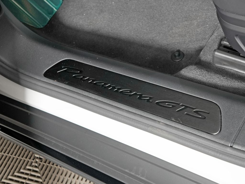 2026 Porsche Panamera GTS