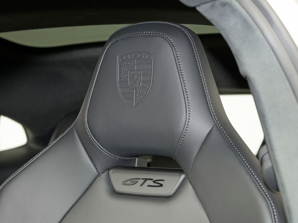 2026 Porsche Panamera GTS