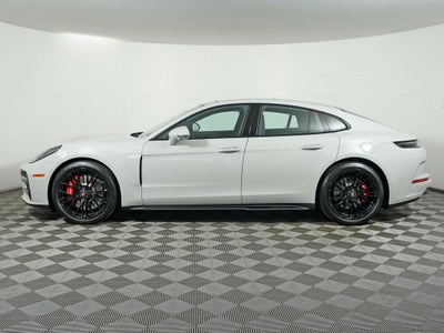 2026 Porsche Panamera GTS