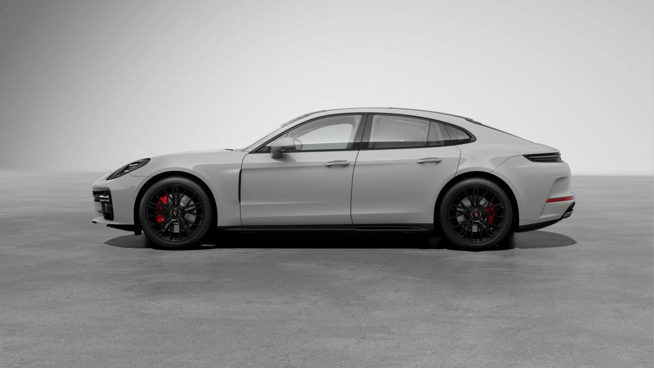 2026 Porsche Panamera GTS