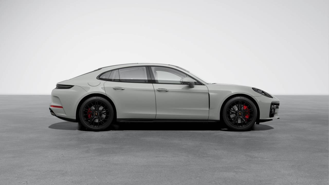 2026 Porsche Panamera GTS