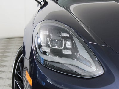 2023 Porsche Panamera 4 Platinum Edition