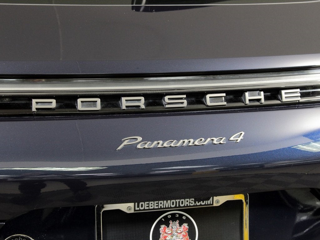2023 Porsche Panamera 4 Platinum Edition