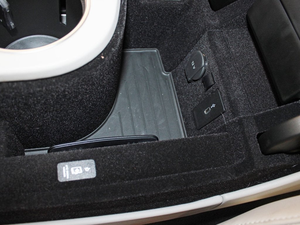 2023 Porsche Panamera 4 Platinum Edition