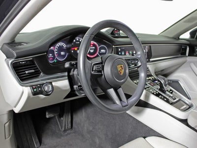 2023 Porsche Panamera 4 Platinum Edition