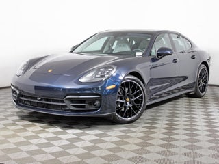 2023 Porsche Panamera 4 Platinum Edition