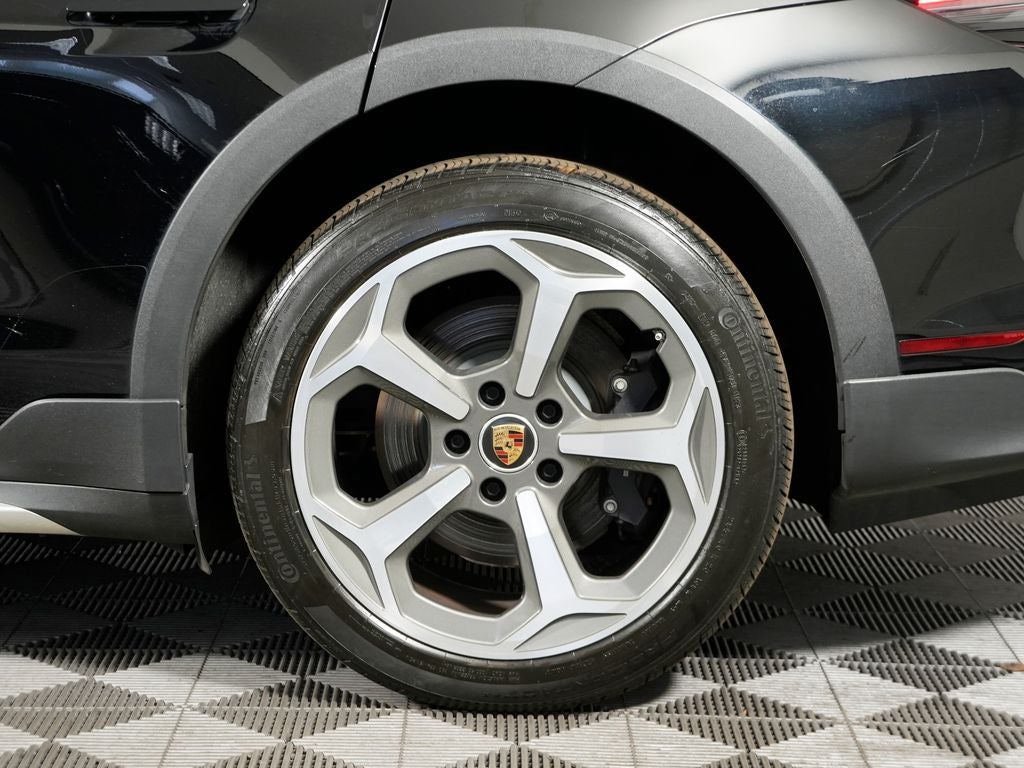 2024 Porsche Taycan 4