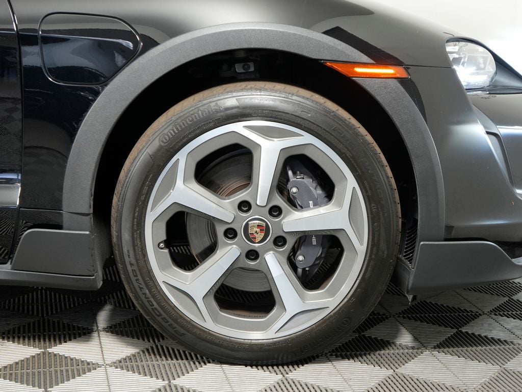 2024 Porsche Taycan 4