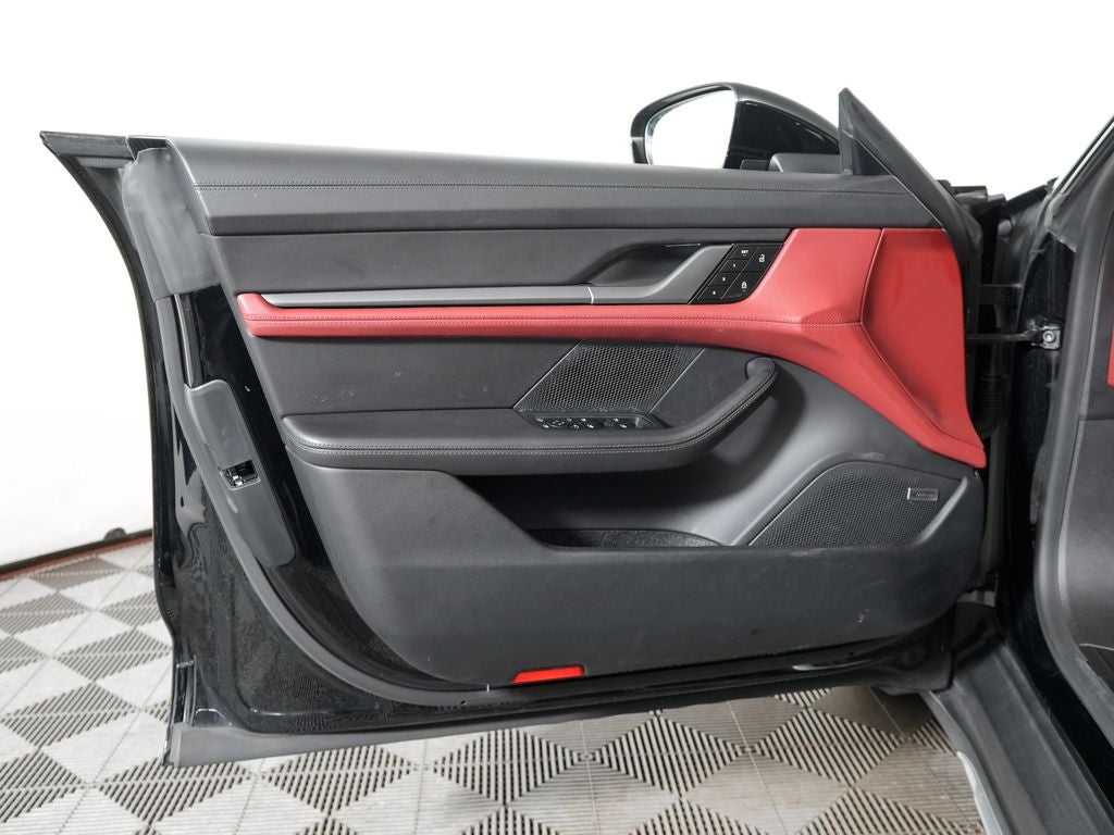 2024 Porsche Taycan 4