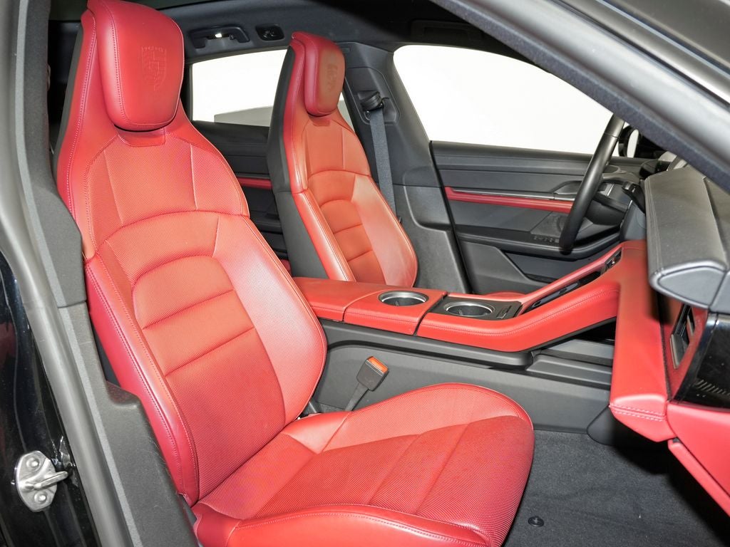 2024 Porsche Taycan 4