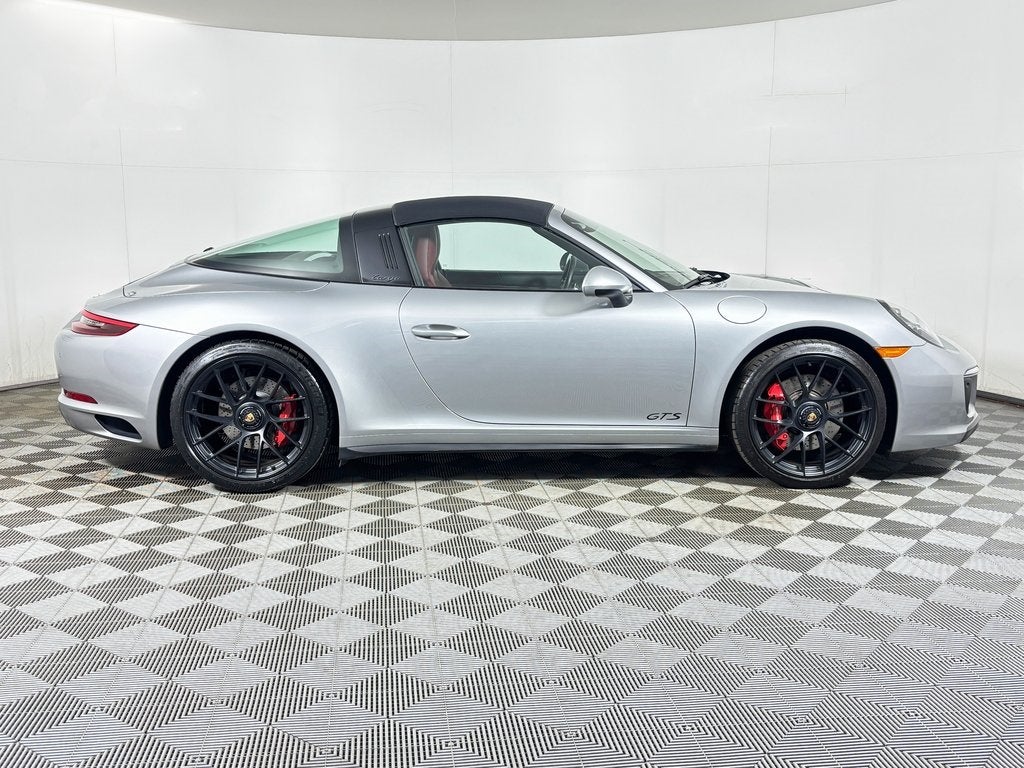 2019 Porsche 911 Targa 4 GTS