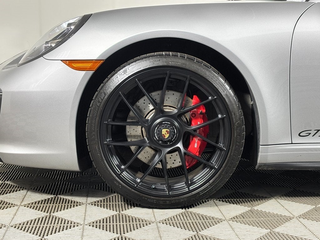 2019 Porsche 911 Targa 4 GTS