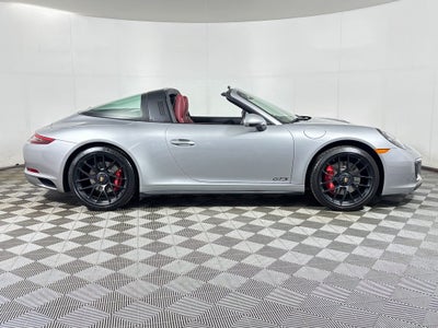 2019 Porsche 911 Targa 4 GTS
