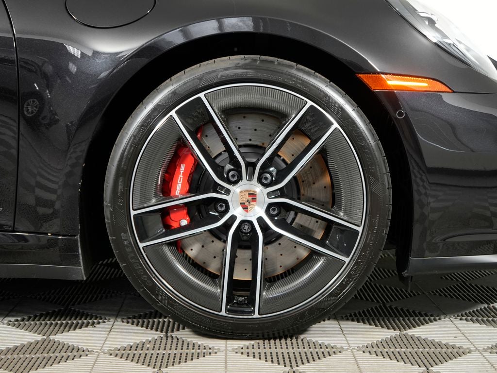 2025 Porsche 911 Targa 4 GTS