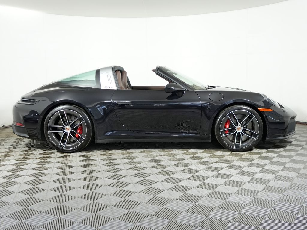 2025 Porsche 911 Targa 4 GTS