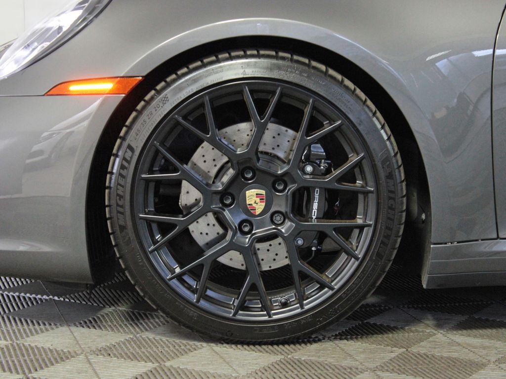 2024 Porsche 911 Targa 4S