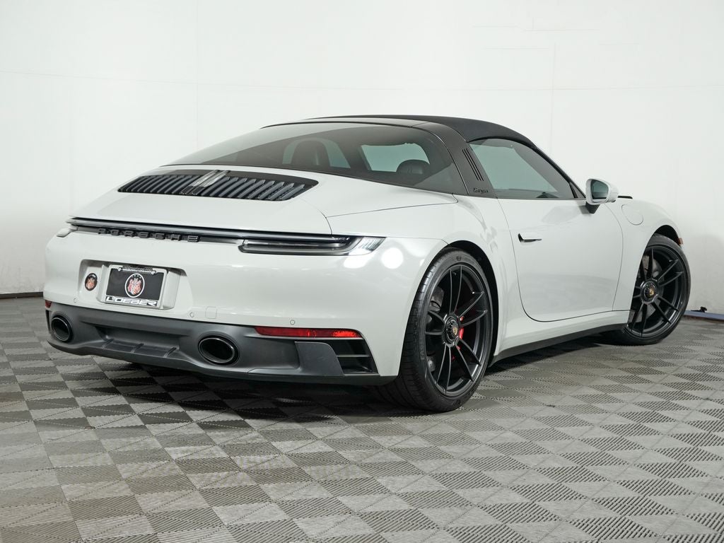2024 Porsche 911 Targa 4 GTS