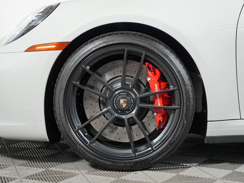 2024 Porsche 911 Targa 4 GTS
