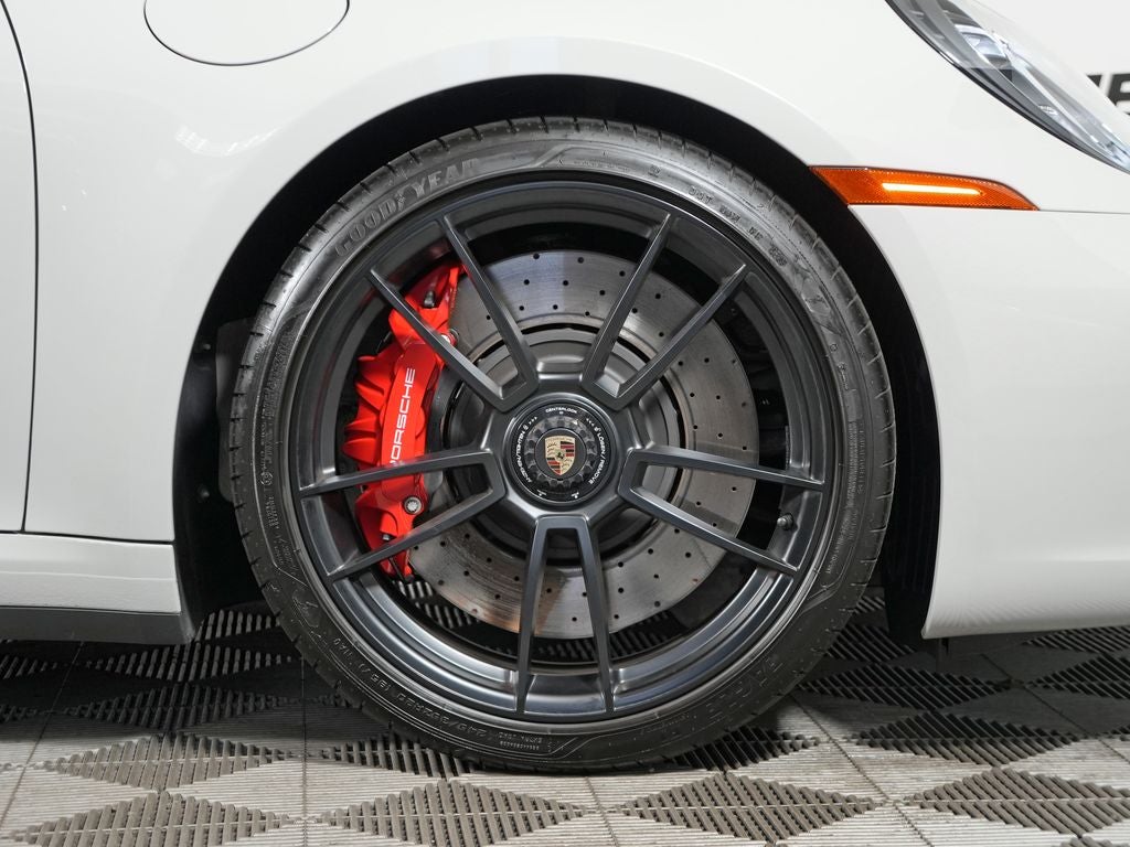 2024 Porsche 911 Targa 4 GTS