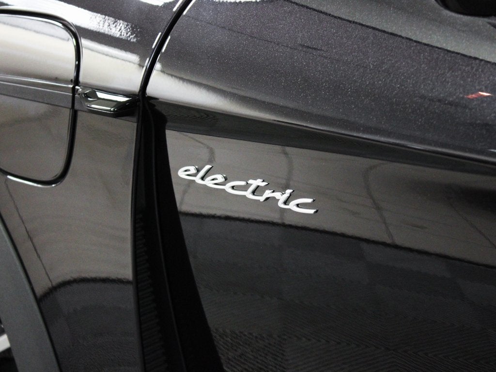 2025 Porsche Taycan 4S