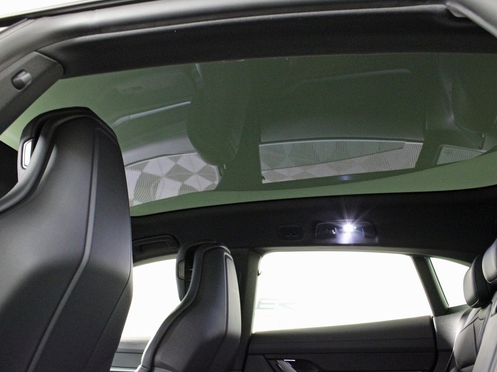 2025 Porsche Taycan 4S