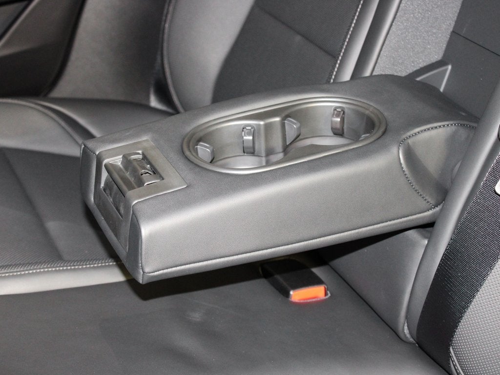 2025 Porsche Taycan 4S