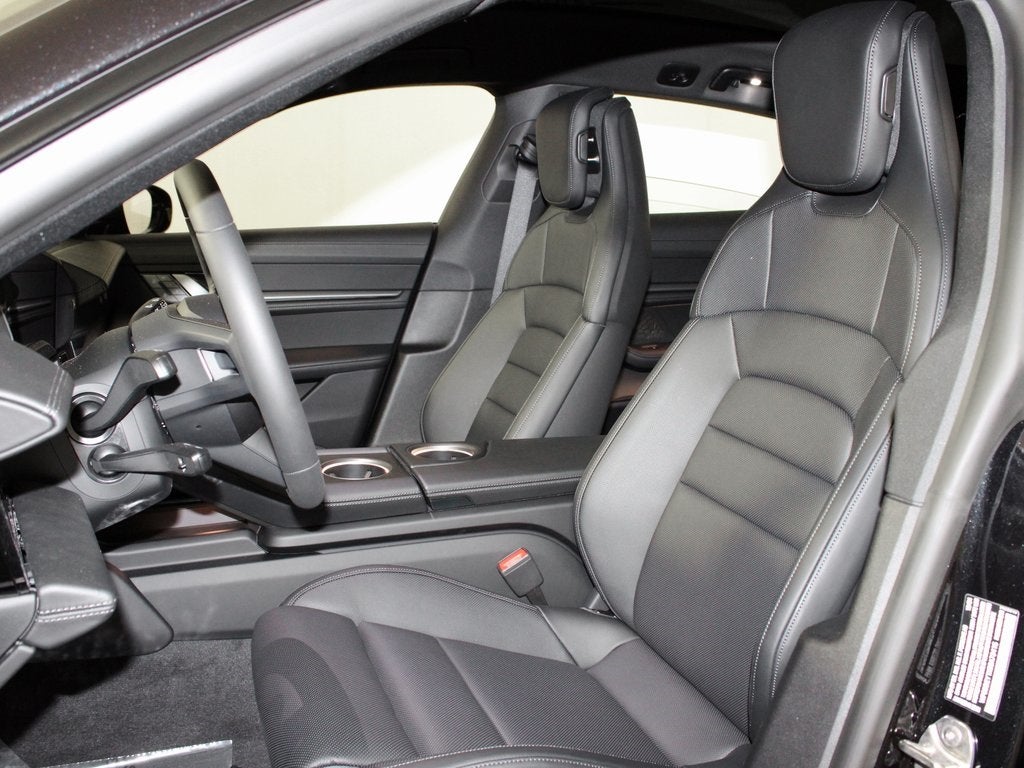 2025 Porsche Taycan 4S