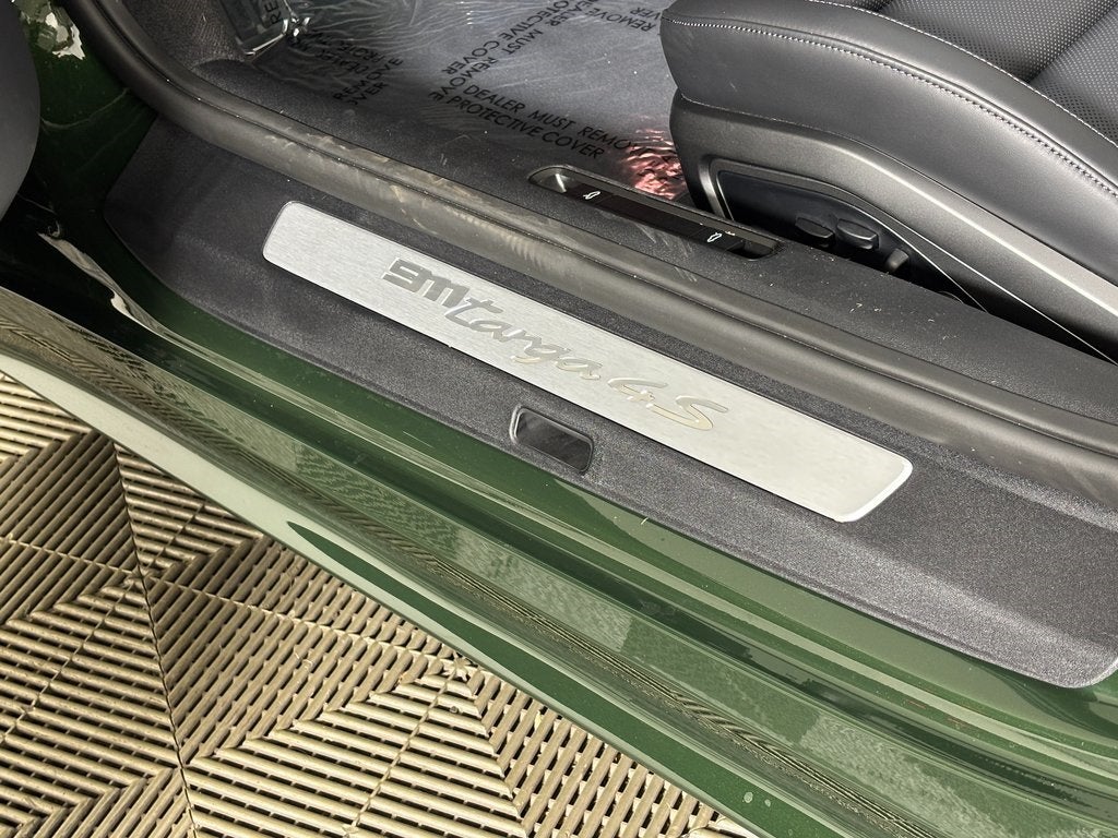 2026 Porsche 911 Targa 4S