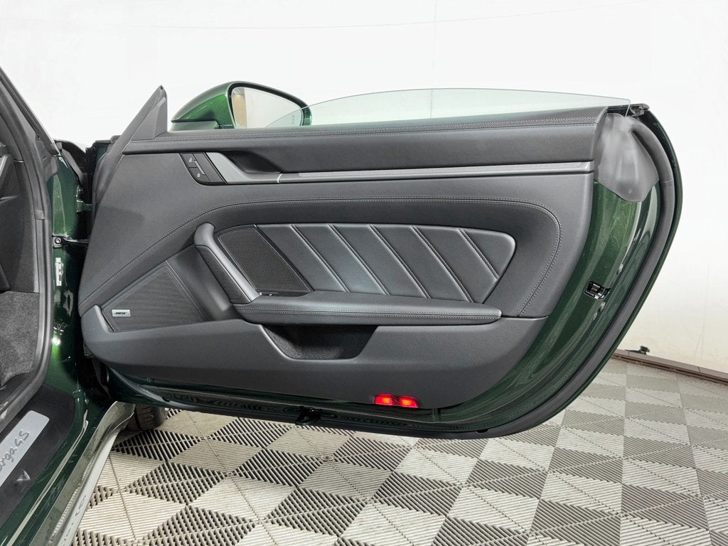 2026 Porsche 911 Targa 4S