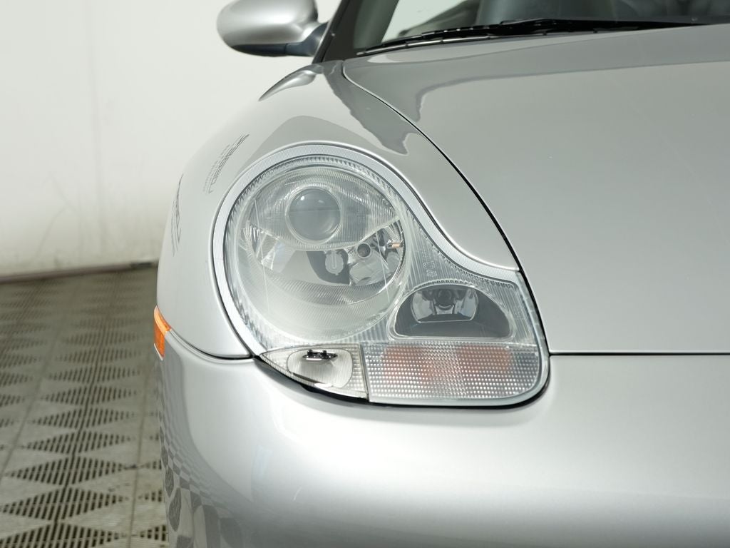 2000 Porsche 911 Carrera