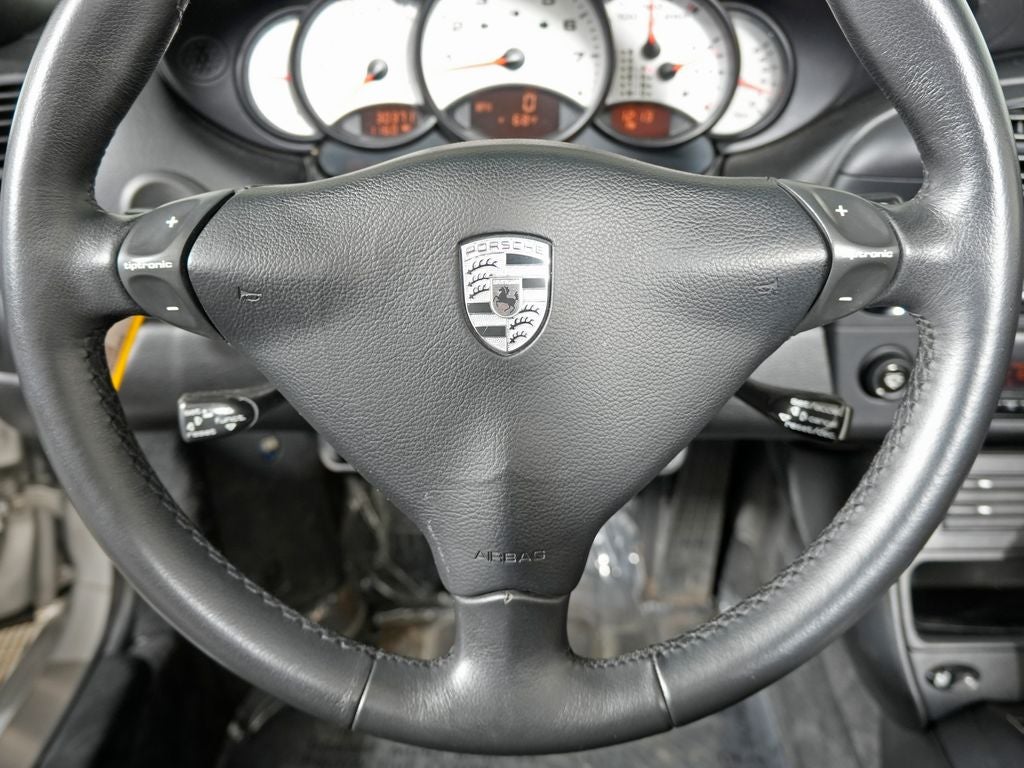2000 Porsche 911 Carrera