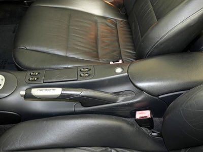 2000 Porsche 911 Carrera