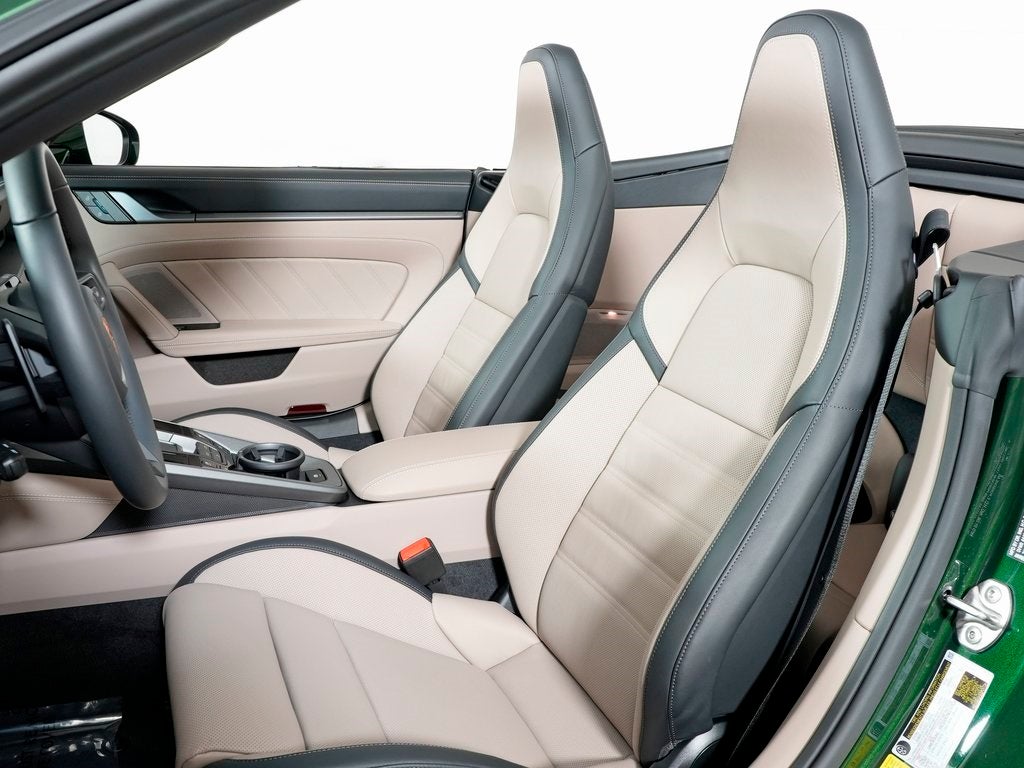 2026 Porsche 911 Carrera