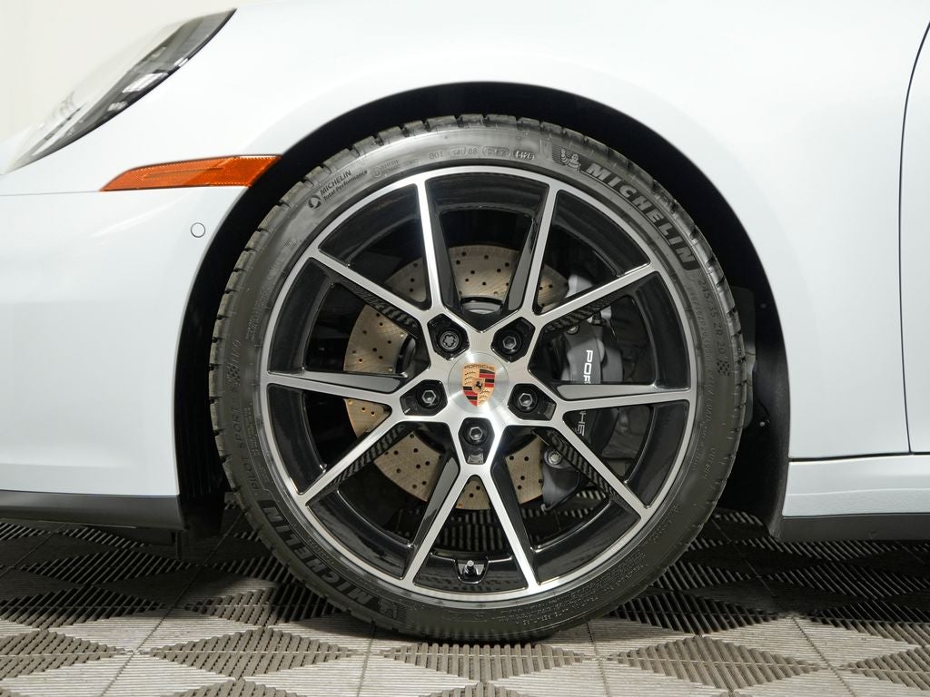 2026 Porsche 911 Carrera