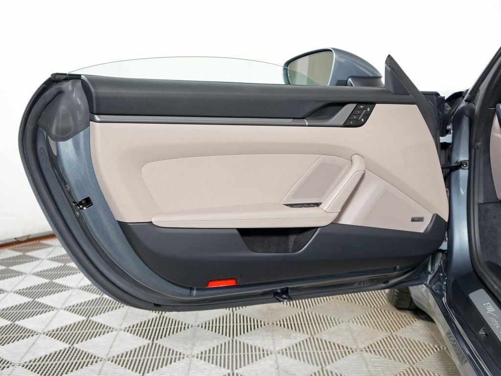 2025 Porsche 911 Base