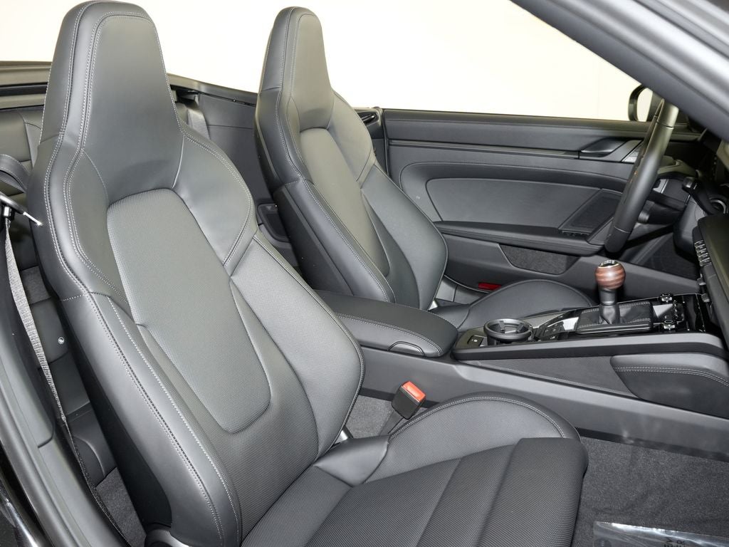 2026 Porsche 911 Carrera T