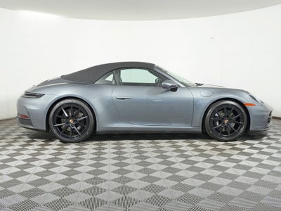 2025 Porsche 911 Carrera