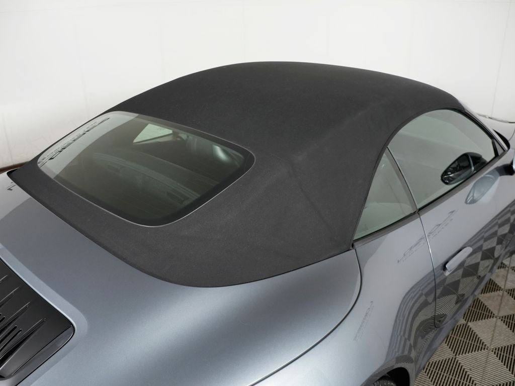 2025 Porsche 911 Carrera