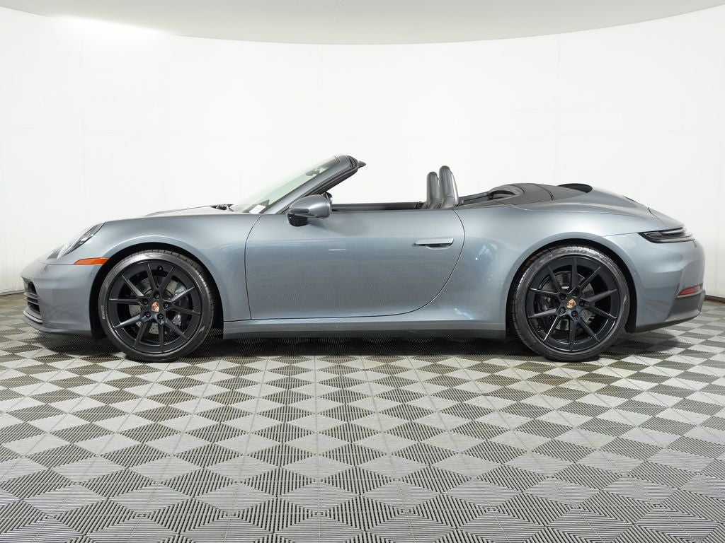2025 Porsche 911 Carrera
