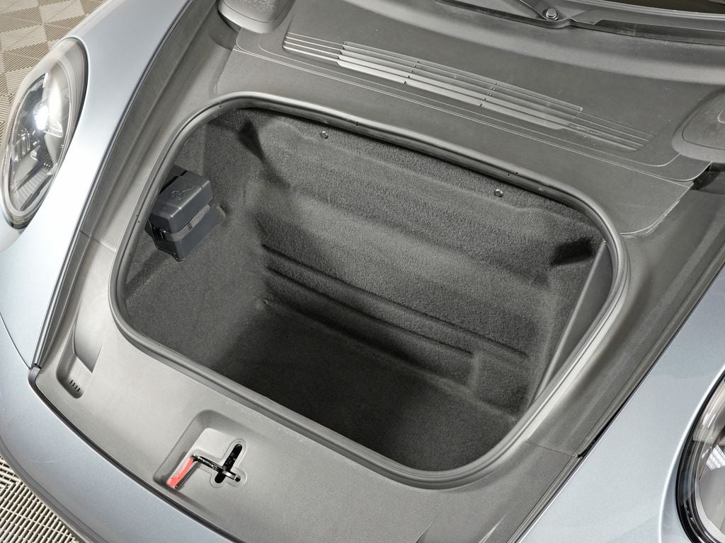 2025 Porsche 911 Carrera